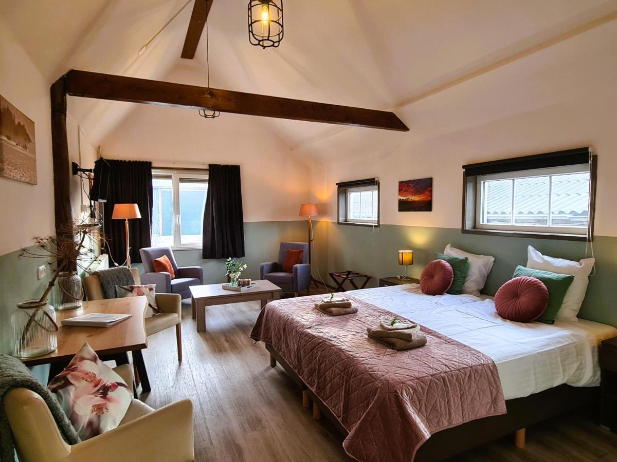 De Hoeve 4*
